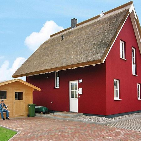 Ferienhaus Lotsenhaus Am Breetzer Bodden In Vieregge Exterior photo