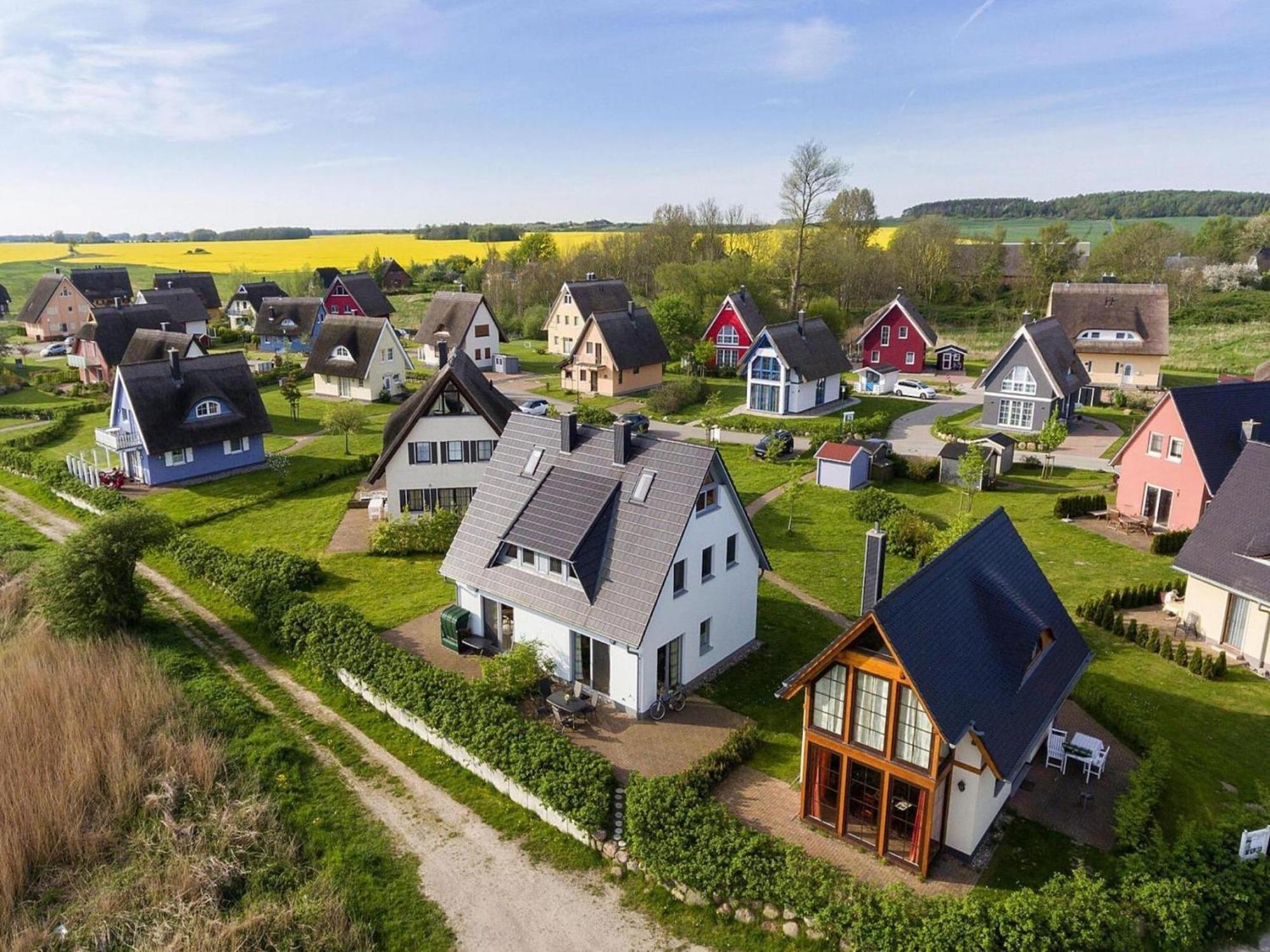 Ferienhaus Lotsenhaus Am Breetzer Bodden In Vieregge Exterior photo
